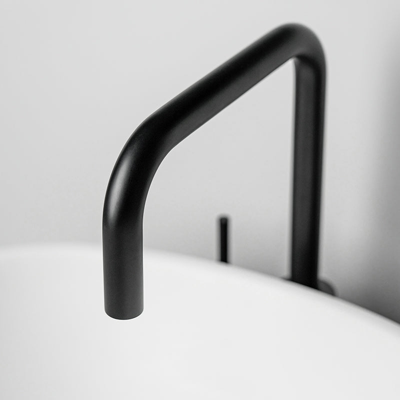 Modern Kitchen Mixer Tap with Gooseneck Spout Matt Black - Fantaci interiors 