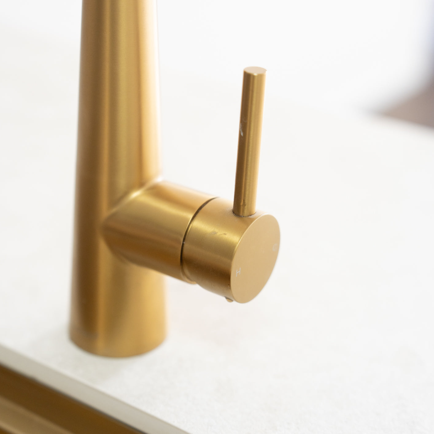 Brushed Brass Kitchen Faucet with Pull-Out Sprayer