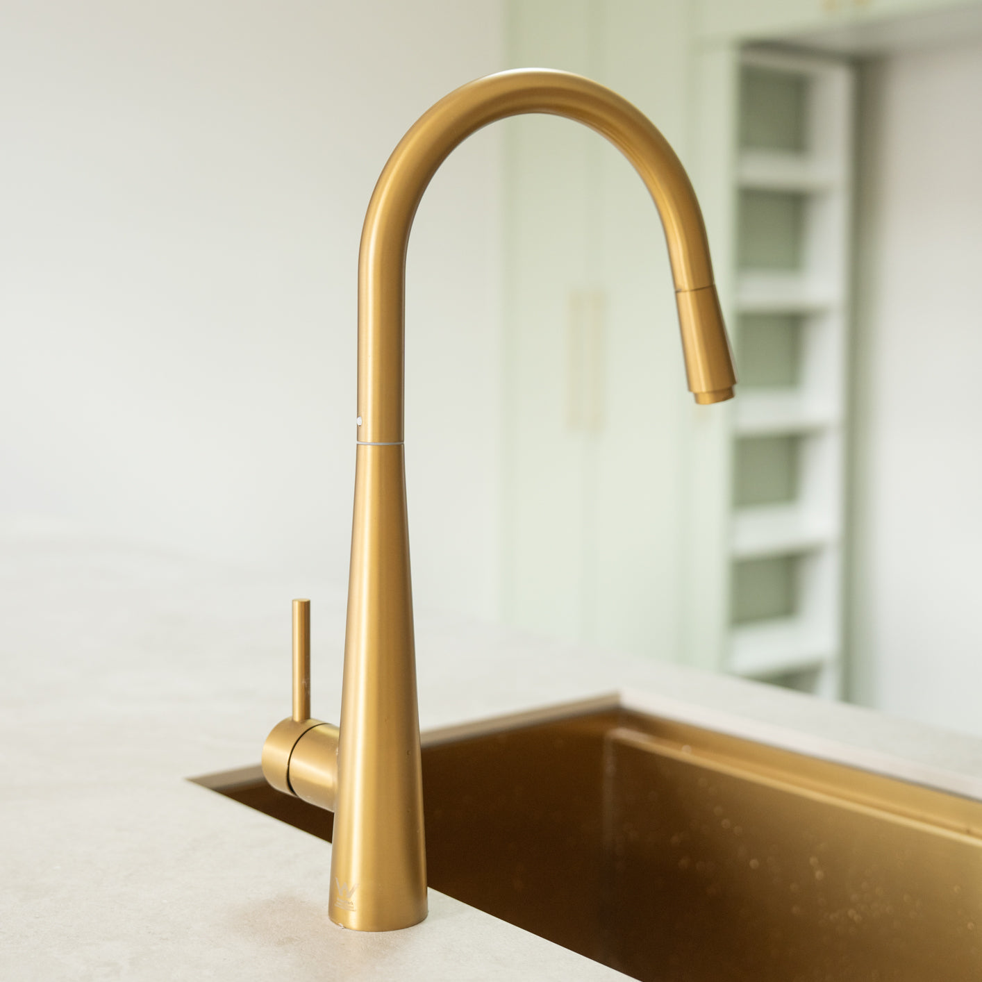 Brushed Brass Kitchen Faucet with Pull-Out Sprayer