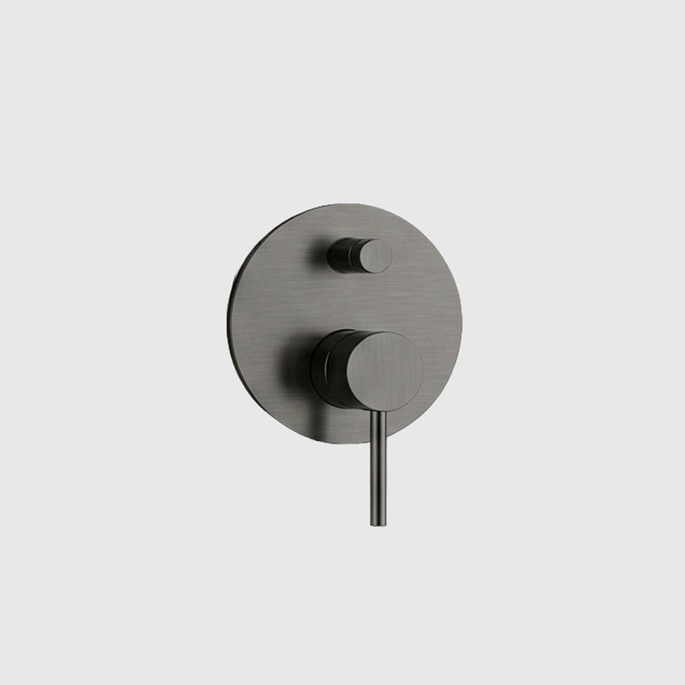 Minimalist Handheld Shower Wand